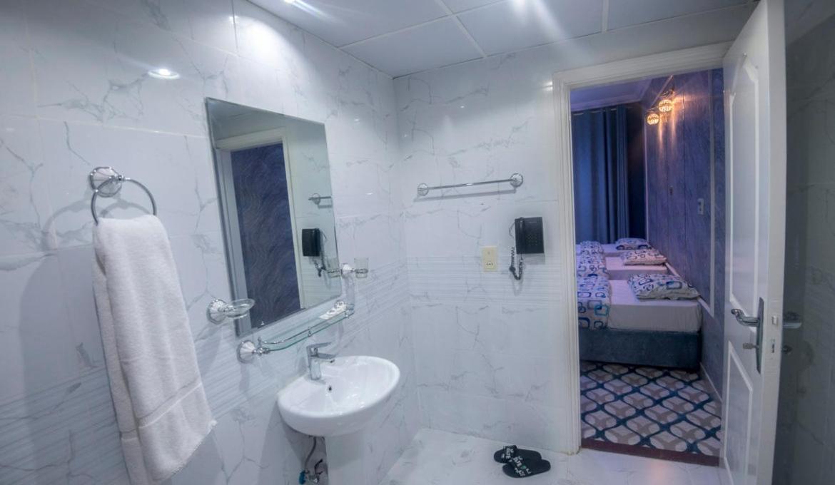 Dreamwhite Hotel Dubai Ngoại thất bức ảnh